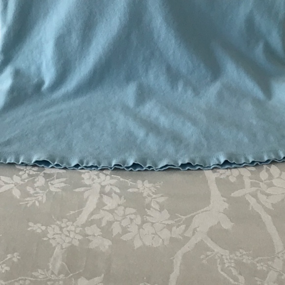 Ellen Tracy Women’s Baby Blue Short Sleeve Scoop Neck T-Shirt - Picture 4 of 7